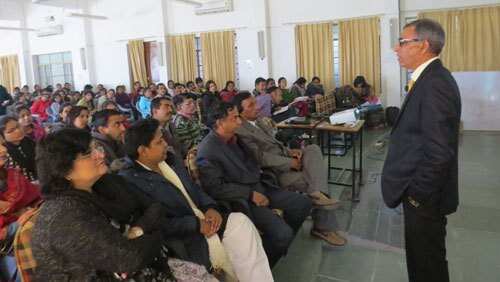 हौम्योपैथिक यूटिलिटि ऑफ माइंड सिम्पटमस पर सेमीनार