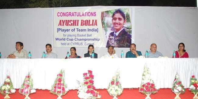 Basketball Player Ayushi Receives Grand Welcome