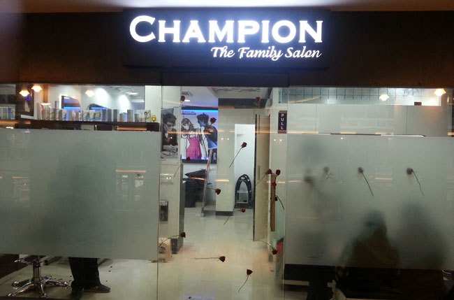 Automated Hair Cutting Salon launched at Celebration Mall