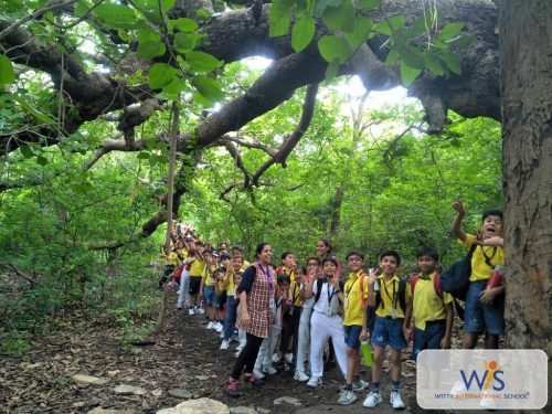 Witty students taken on Field Trip to Mewar Bio-Diversity Park
