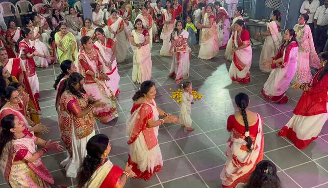 Traditional garba at Udaipur