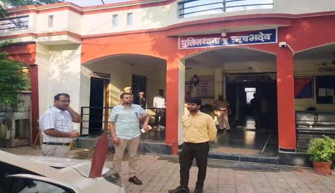 collector rached rishbhdev