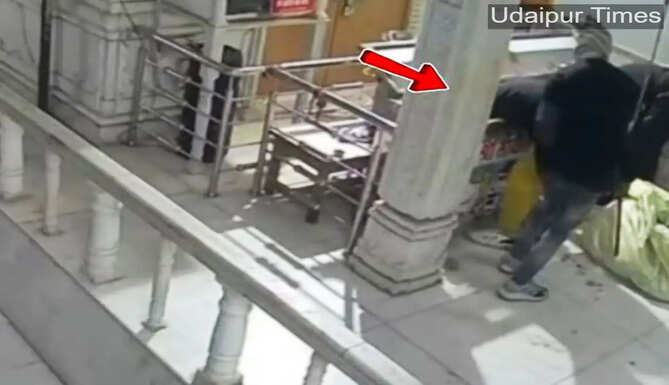 Theft at Khatushyam ji mandir Fatehnagar