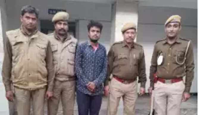  बाइक चोर आरोपी 