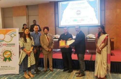 डॉ कमल सिंह राठौड को विशाखापटनम में अन्तराष्ट्रीय वैज्ञानिक पुरस्कार