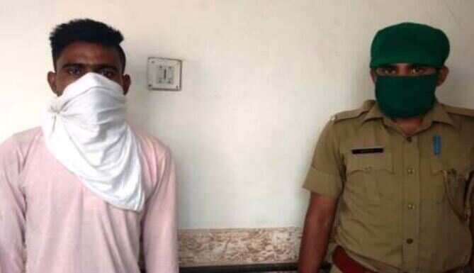अश्लील फोटो खींचकर बलात्कार करने का आरोपी गिरफ्तार