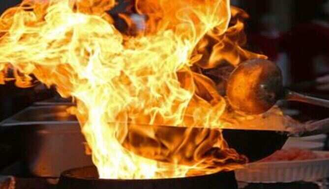 fire, burnt while cooking