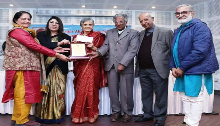 Dr Asgar Ali Engineer Lifetime Achievement award to dr flavia agnes