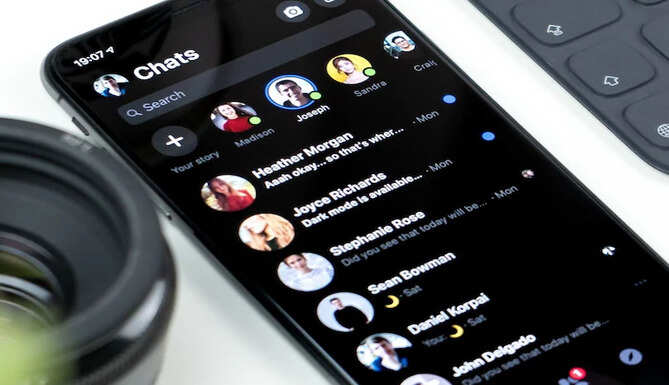whatsapp au chatbot