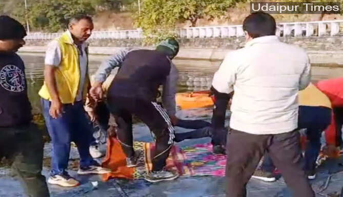 drown in fatahsagar