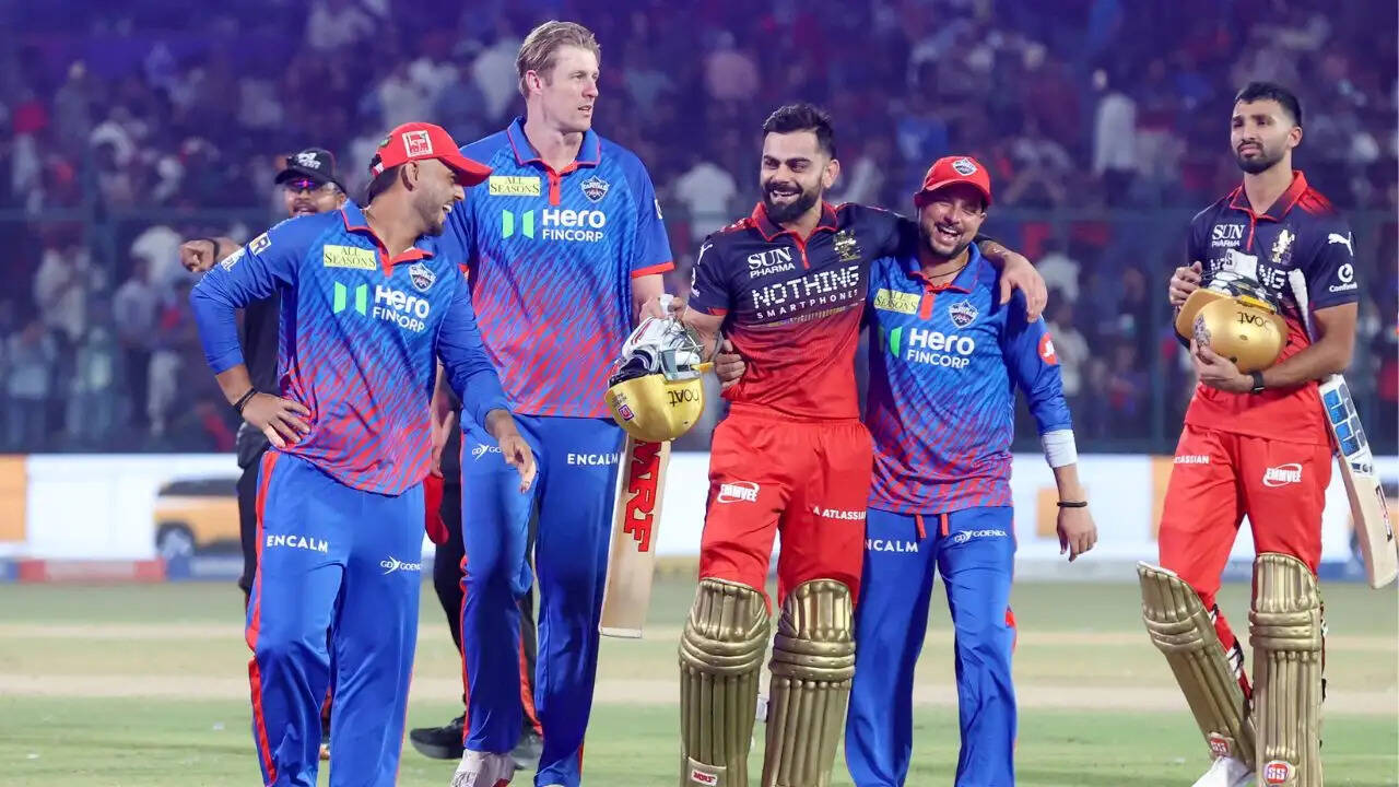 Kohli Scripts IPL History 