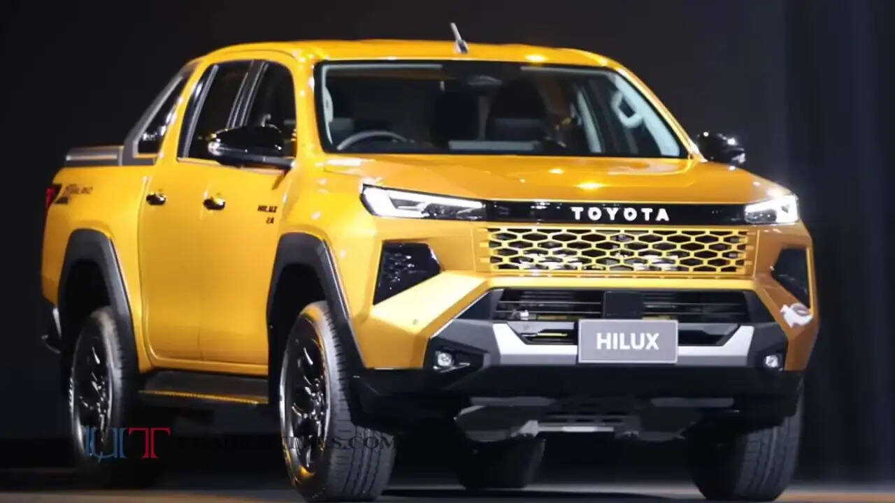 जबरदस्त लुक के साथ नए बादशाह Toyota Hilux की एंट्री