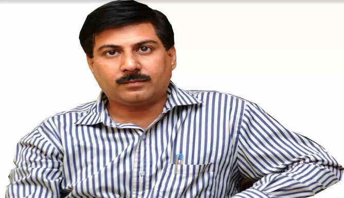 dr chandres kumar chatlani