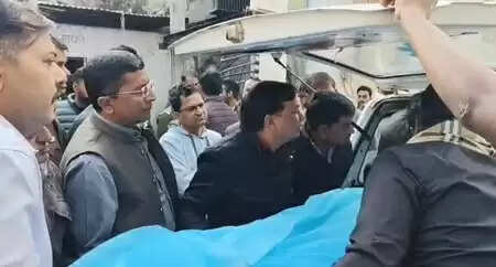 “Police inspecting accident site on Kota–Chittorgarh Highway near Bingu where four people died.”