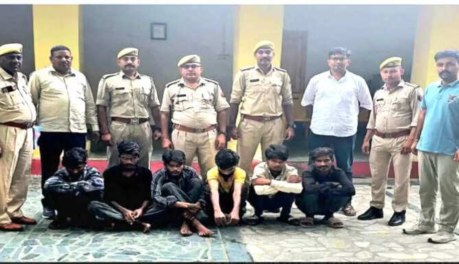 mandir kalash theft