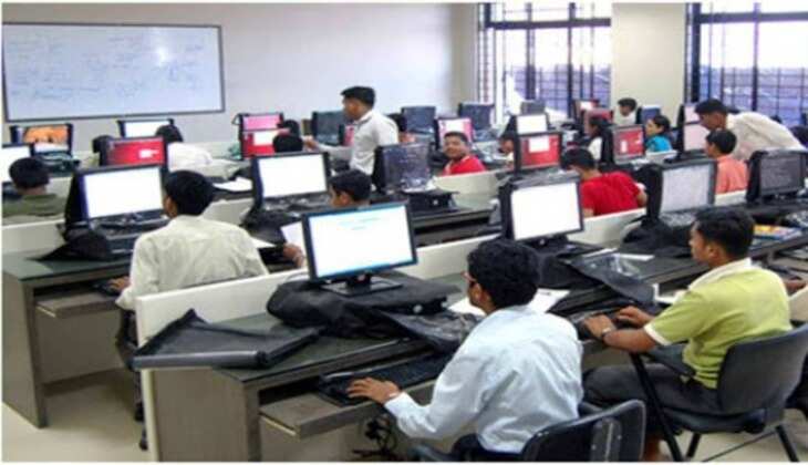 कौशल एवं आजीविका विकास के अंतर्गत अल्पसंख्यक युवाओ को प्रशिक्षण