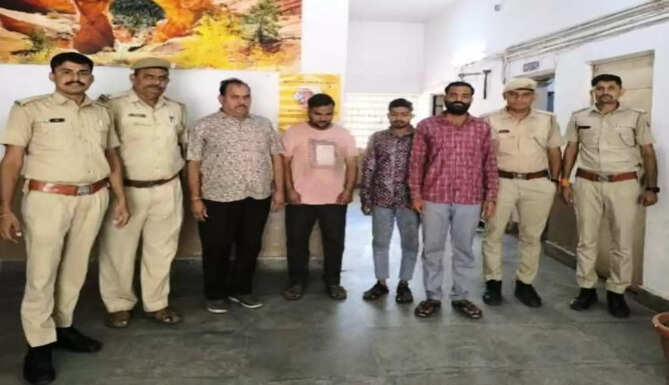 theft gang arrest