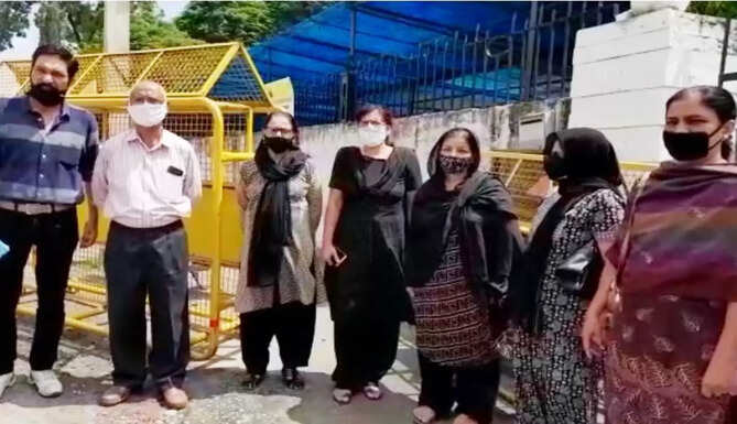 fraud by neelam real estate