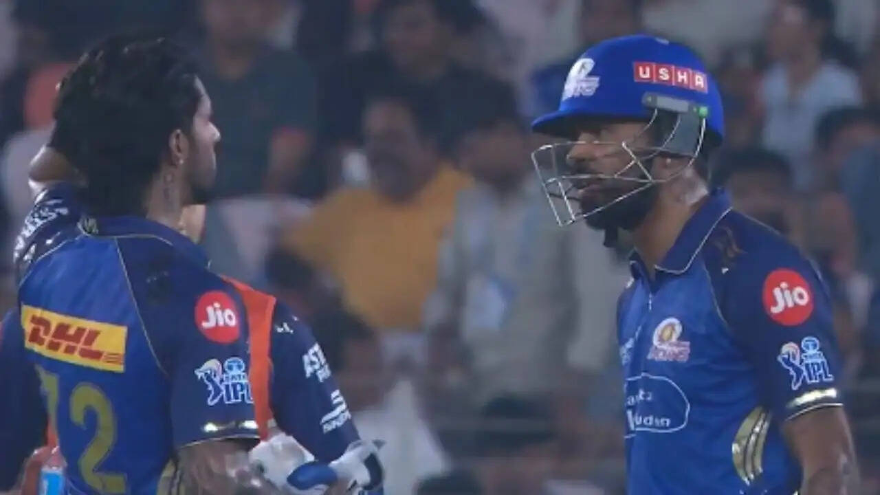 Hardik Pandya shows frustration at Tilak Varma