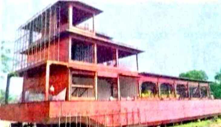 Go cruising in Lake Pichola from 2020