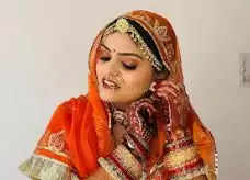 Makeup Artist Rehana Khan
