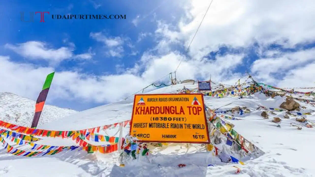 किसी जन्नत से कम नहीं है लेख-लद्दाख की ये जगहें