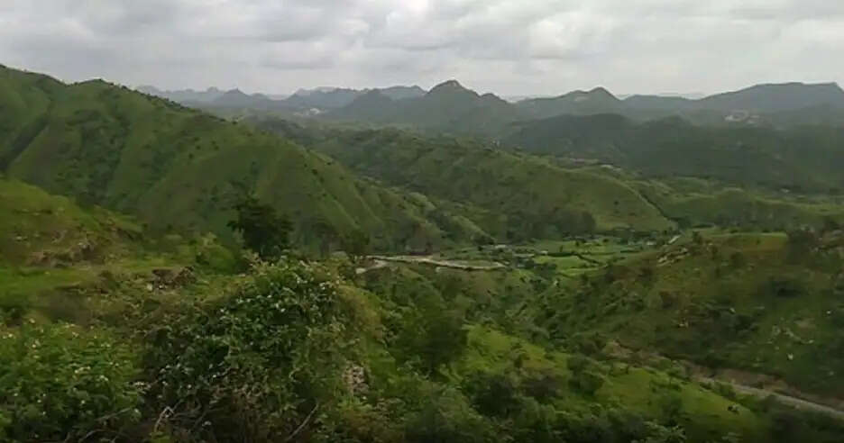 Top 10 Places to Visit Near Udaipur for a Weekend Getaway Rayta HIlls
