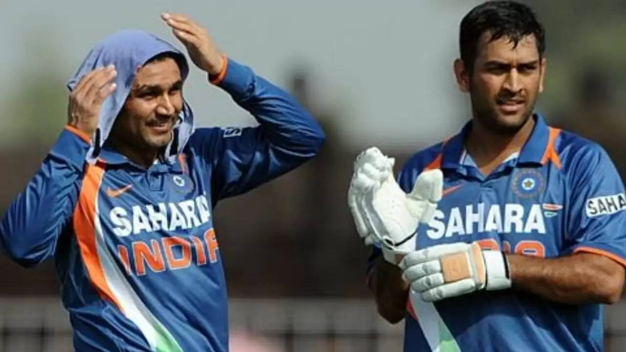 Virender Sehwag and MS Dhoni 