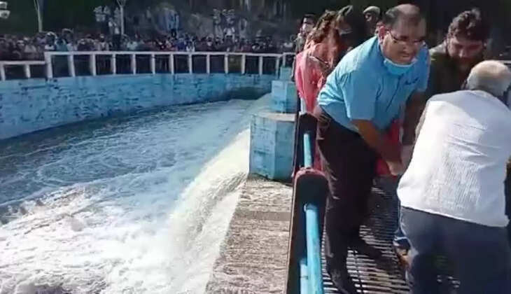 fatehsagar gate open 7-10-21