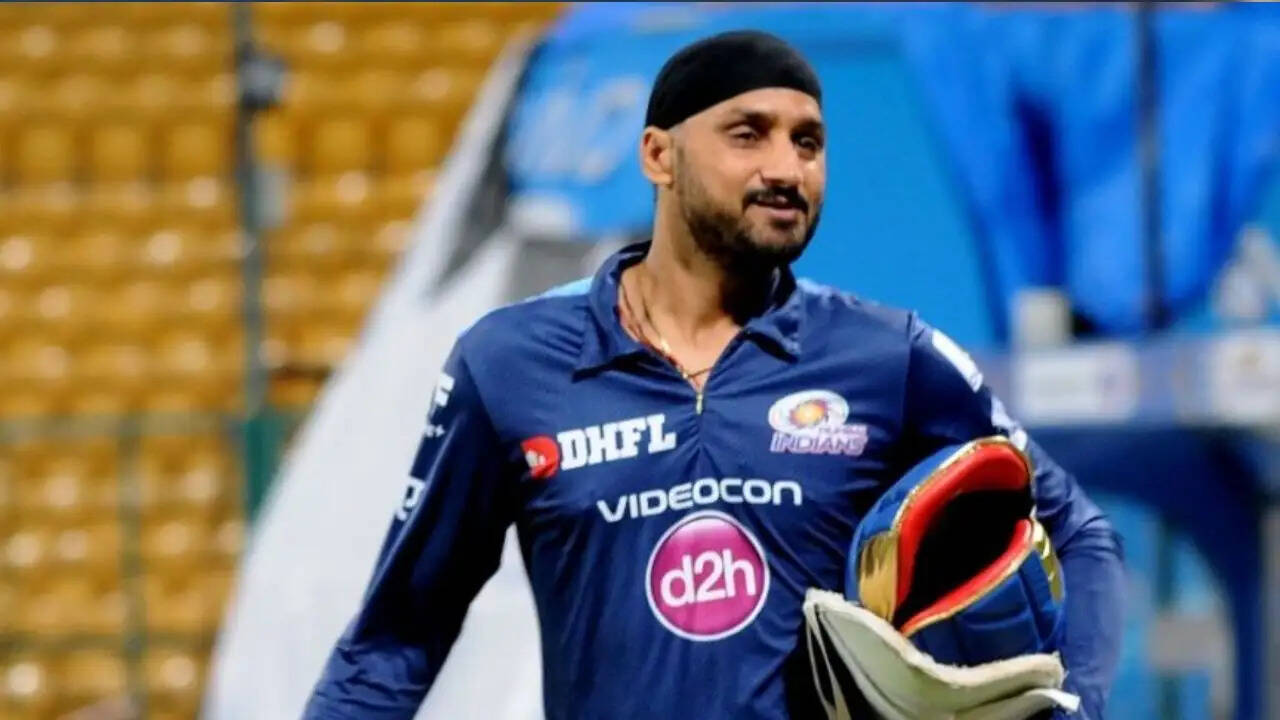 Former India Cricketer Harbhajan Singh Quits AAP to Join BJP During IPL 2026