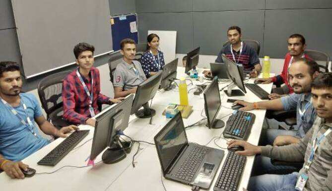iStart&nbsp;Chapter 6 - Startup Story &ndash; Viawork Business Solutions