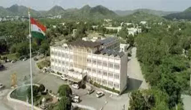 arts college mlsu