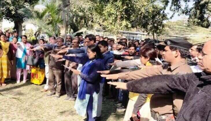 राजकीय कार्यालयों एवं संस्थाओं में महात्मा गांधी को श्रद्धांजलि