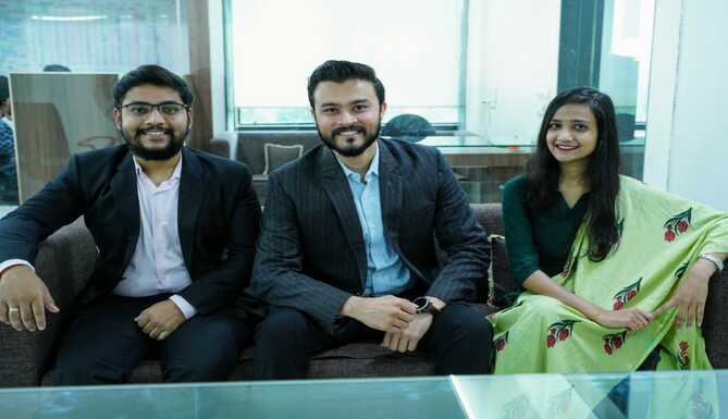 3 Months Audit in 30 Seconds - CA Mansi of Udaipur; CA Palak and Smit Parsania of Rajkot disrupt the Audit world