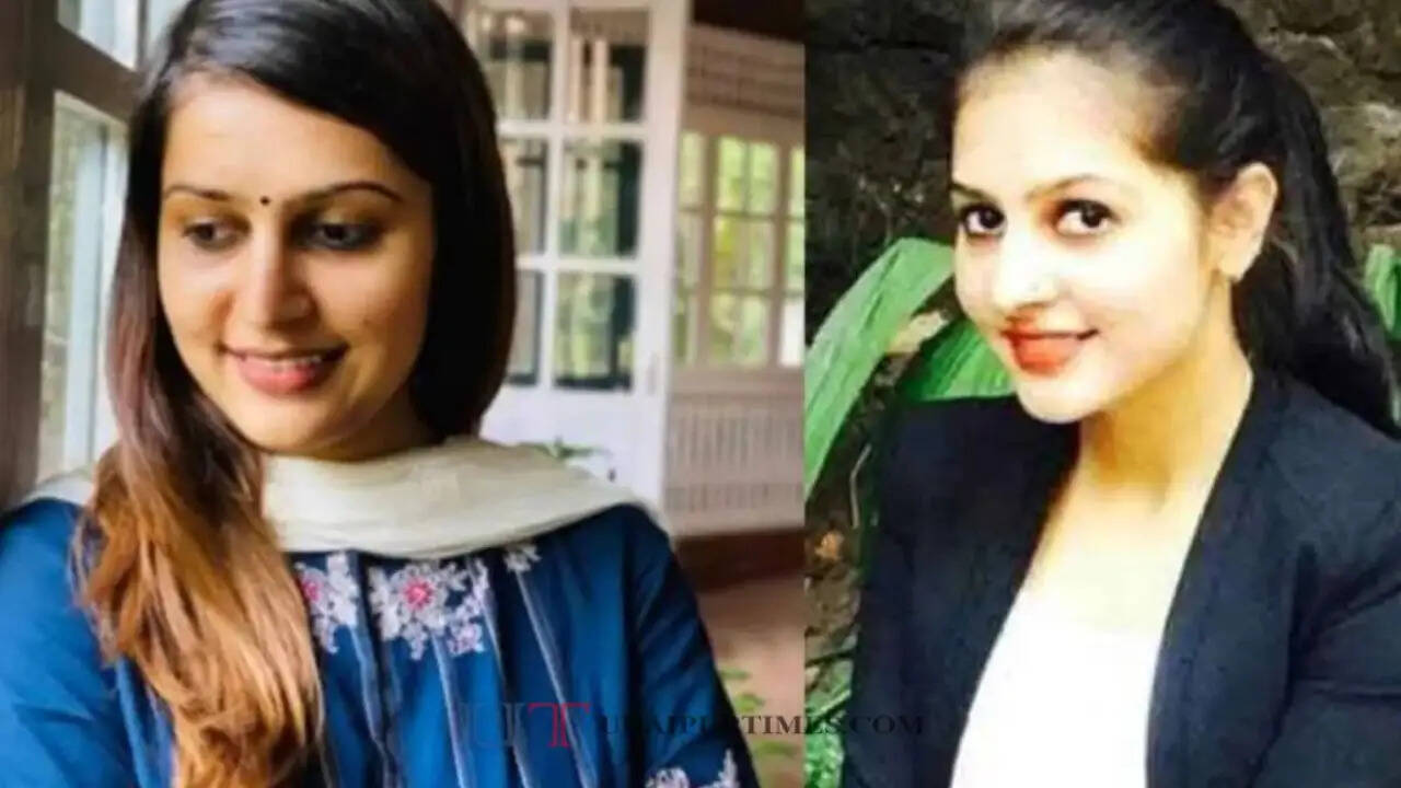 परीक्षा के दौरान हुआ मां का निधन