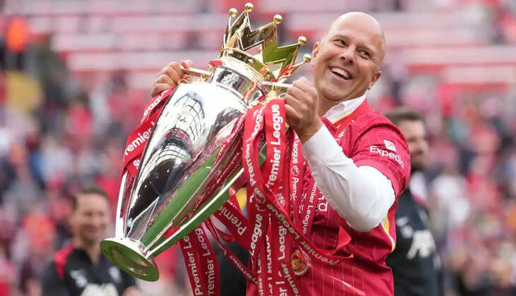 Arne Slot reacts during a Liverpool match before his departure as head coach after the 2025-26 season