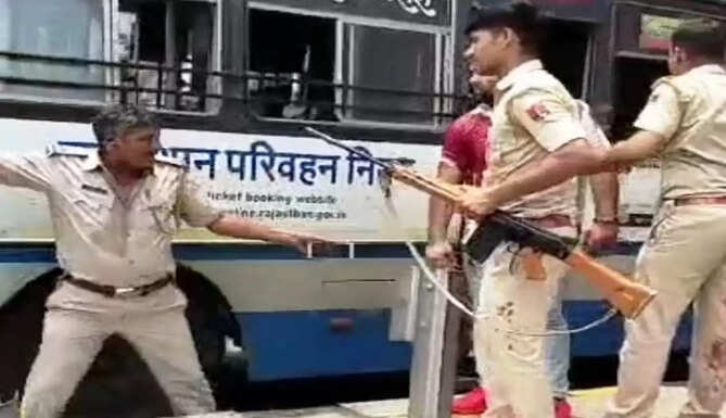 gangster killed in bharatpur