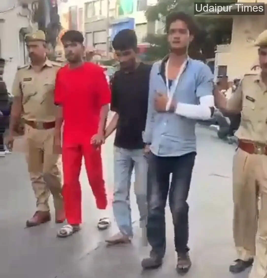 &ldquo;Udaipur Police escorting accused in Ghantaghar firing and stabbing case after court remand&rdquo;