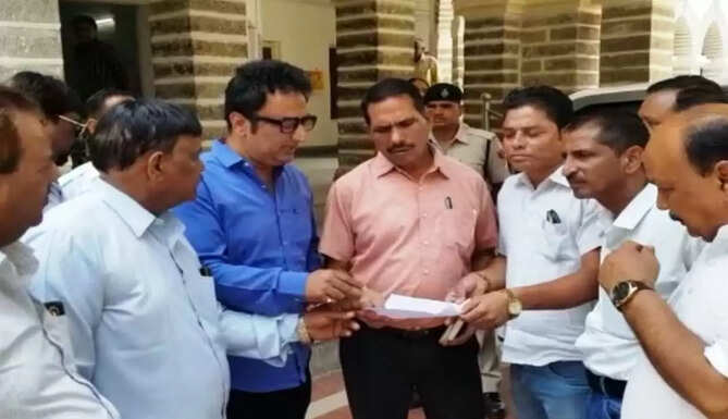 kalak samaj on pt dhirendra shastri