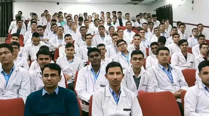 RNT Medical college