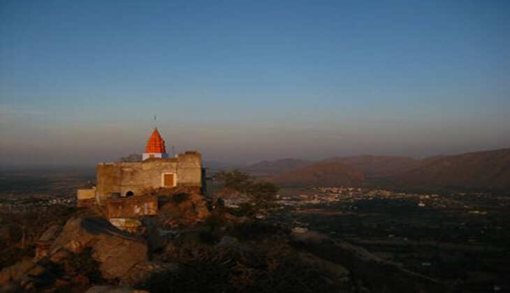 Ropeway makes the visit to Savitri Mata temple more convenient