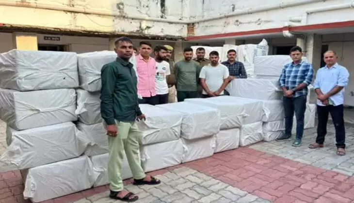 Poppy Husk Pratap Nagar police