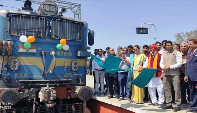 ayodhya to udaipur