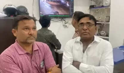 CCTV screenshot of mobile theft at G3 Telecom shop in Udaipur
