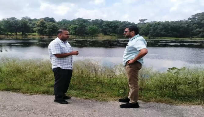 Saira visit by Collector