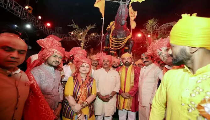 maharana pratap satatue