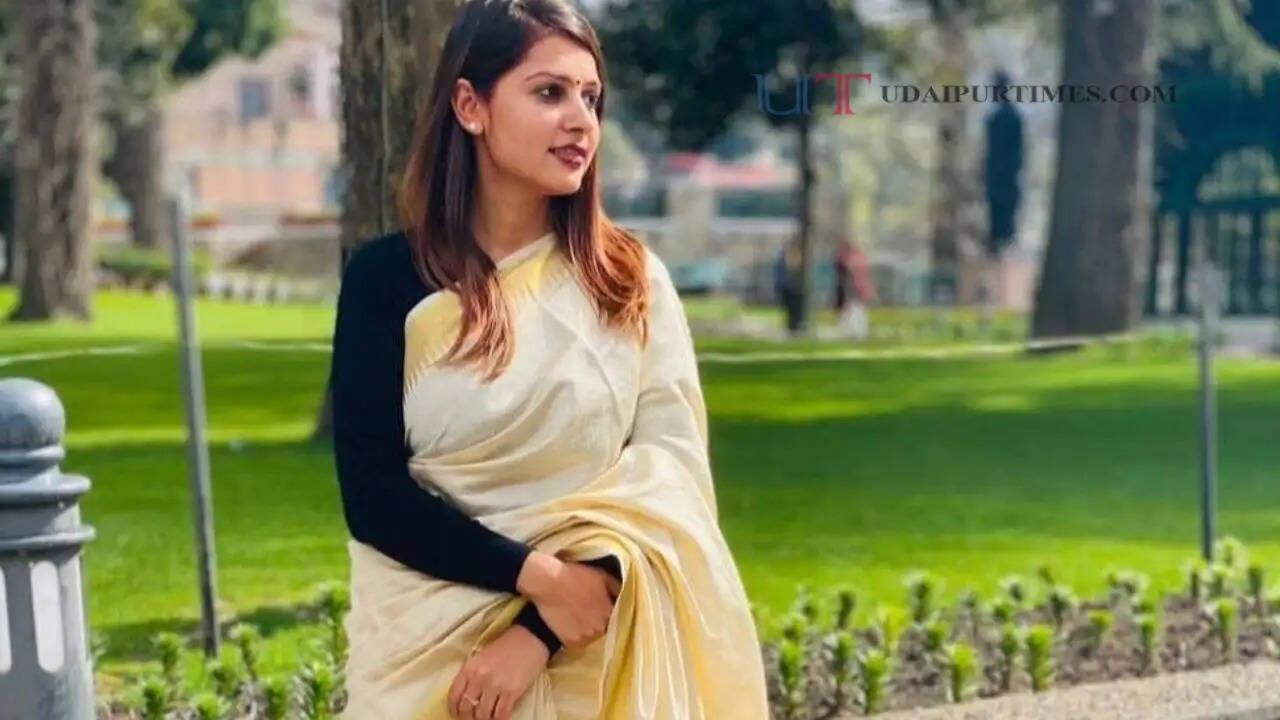 परीक्षा के दौरान हुआ मां का निधन
