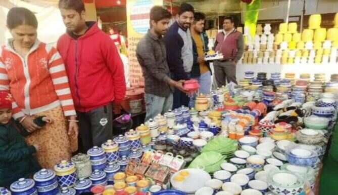 राजस्थान के बीकानेर की मिट्टी की खुशबू बिखेर रहे मुगलकालीन कारीगरी डिजाईन की क्रोकरी