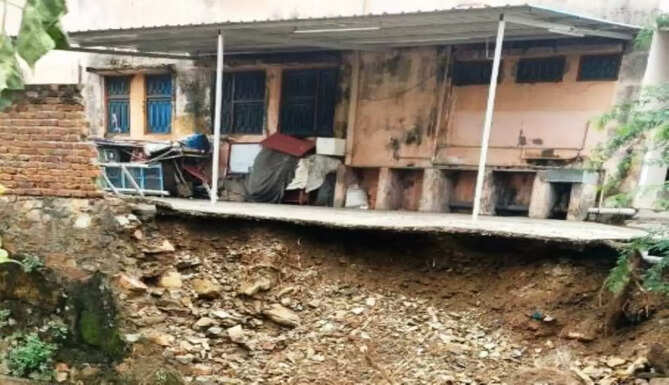building collapsed