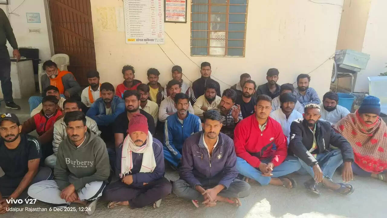 Udaipur Police Arrest 318 Accused in Major District Raid — December 6 Operation